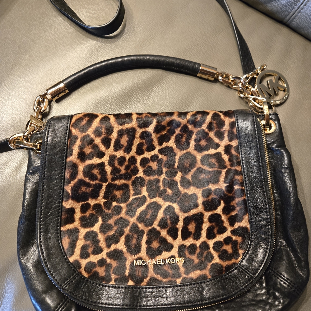 Michael Kors Black and Leopard Shoulder Bag